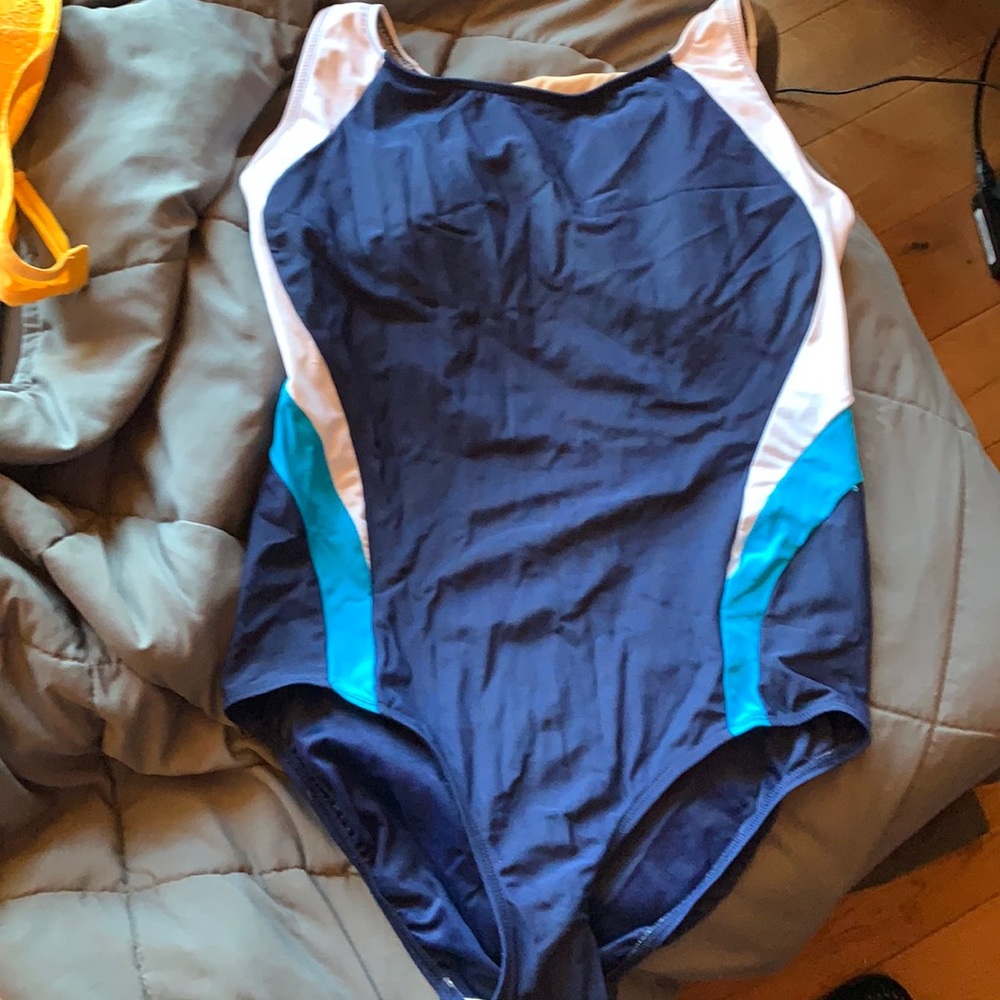 Inches off great vintage swimsuit 18W navy blue